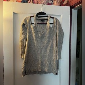American eagle grey sweater
